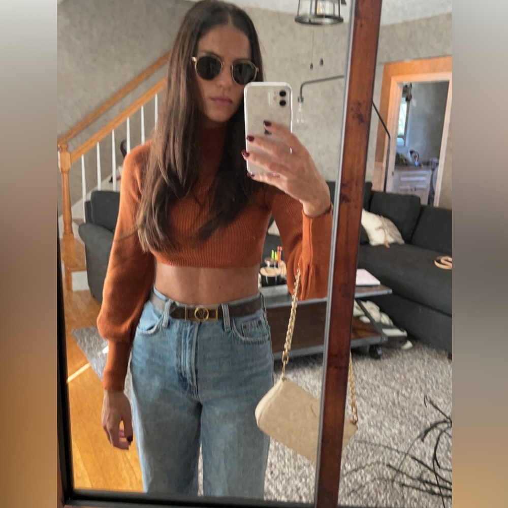 Burnt orange cropped sweater with cutout back